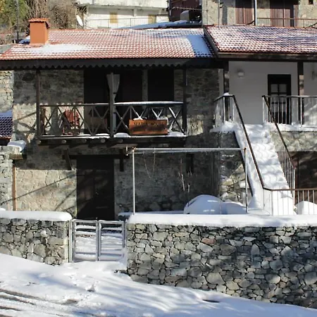 Symposio Maria House 1