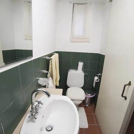 Symposio Maria House 1 Дом отдыха *